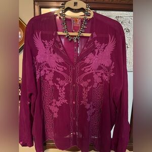 Johnny Was Velouria Blouse magenta color. Heavy embroidery.